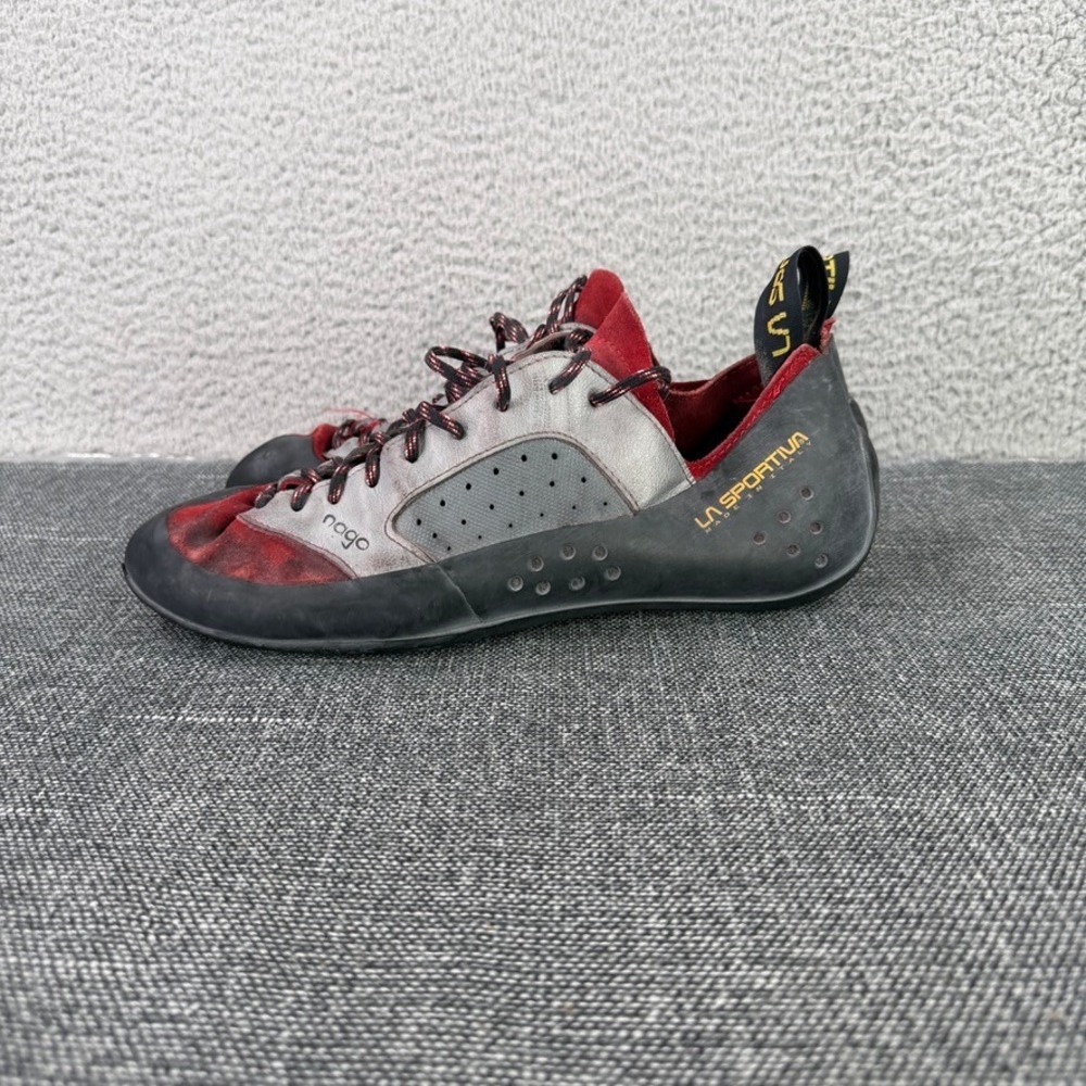 La Sportiva Nago Climbing Shoes Mens 10.5 Red Grey Lace Up Rock Bouldering Italy